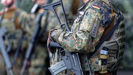 Verteidigung: Immer mehr junge Leute wollen zur Bundeswehr