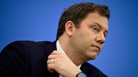 Rente, Pendler, Gastro-Steuer: Wo der Finanzminister Milliarden einsparen kann