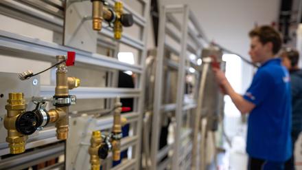 Ausbildung: Umfrage: Viele Betriebe suchen vergeblich nach Azubis