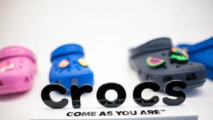 Verschreckte Anleger: Aktie von Crocs-Firma bricht um fast 30 Prozent ein
