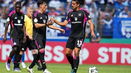 DFB-Pokal: HSV und St. Pauli entgehen Pokal-Blamage