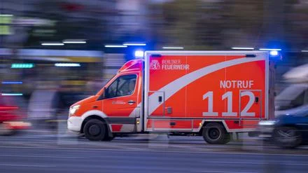 25-Jähriger ohnmächtig geprügelt: Gruppe greift Mann in Berlin-Moabit unvermittelt an