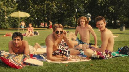 ZDF-Serie: Nullerjahre in Serie: Wie konnte es damals so schieflaufen?