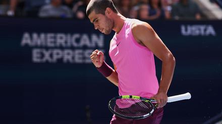 Tennis: US Open: Alcaraz zieht souver&auml;n ins Viertelfinale ein