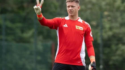 Fußball-Bundesliga: Union verleiht Torhüter Stein erneut nach Babelsberg