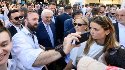 Bürgerfest des Bundespräsidenten: Frank-Walter Steinmeier lädt Berliner ins Schloss Bellevue ein