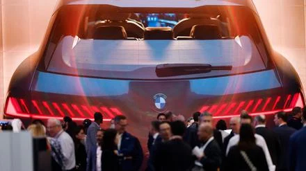 Befreiungsschlag auf der IAA?: Deutsche Autobauer wollen ihr Comeback erzwingen