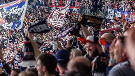 Deutsche Eishockey Liga: „Wie ein Spiel sieben im Finale“: Ostderby zum DEL-Start