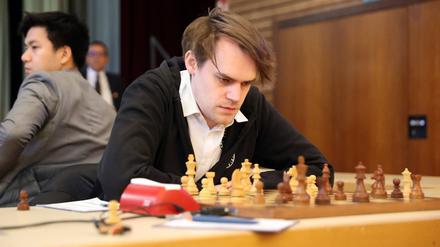„Unglaubliche Sensation“ im Schach: Matthias Blübaum ist erster deutscher WM-Kandidat seit 34 Jahren