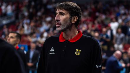 Nach EM-Sieg der Basketballer: Nationaltrainer Mumbru erneut im Krankenhaus