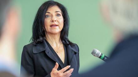 Die Ministerin und die Konzerne: Hat Katherina Reiche ihre Pläne von RWE und Eon abgeschrieben?