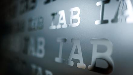 Arbeitsmarkt: IAB erwartet weniger Arbeitslose im kommenden Jahr