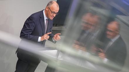 Generaldebatte: Merz im Verteidigungsmodus: Reformen sind kein Kahlschlag