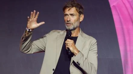 R&uuml;ckkehr als Trainer?: Klopp vermisst &bdquo;nichts&ldquo; - aber l&auml;sst Hintert&uuml;r offen