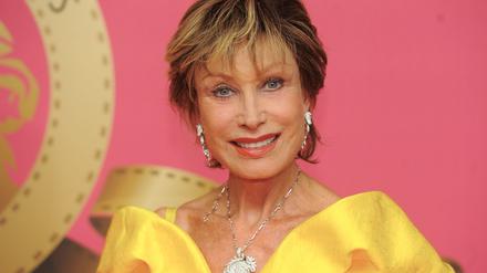 Magazin &bdquo;Die Sprechstunde&ldquo;: 250 Schmuckst&uuml;cke von TV-&Auml;rztin K&uuml;hnemann werden versteigert