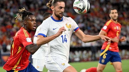 Fu&szlig;ball: &bdquo;Komplett verr&uuml;ckt&ldquo;: Streit um Milans Spiel in Australien