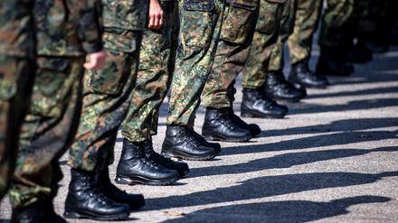 Losverfahren, Fragebogen, Musterung: Was Sie zum geplanten Wehrdienst wissen müssen – und worüber sich Union und SPD streiten