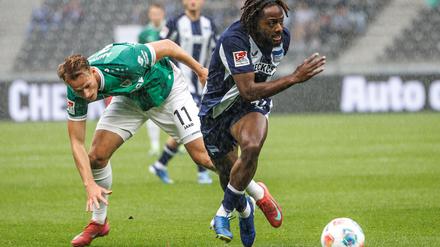 2. Fu&szlig;ball-Bundesliga: Sprunggelenk verletzt: Hertha ohne Zeefuik in Bochum