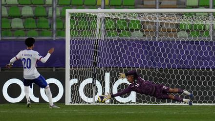 Fu&szlig;ball-Weltmeisterschaft: Dritter Torh&uuml;ter als Held: Marokko im Finale der U20-WM