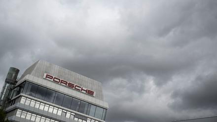 Milliardenkosten für Verbrenner-Comeback: Porsche meldet 95,9 Prozent Gewinneinbruch