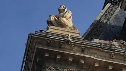 Fahndung: Louvre-Einbruch: Ermittler gehen mehr als 150 Spuren nach