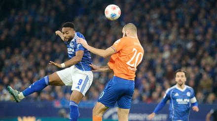 2. Fußball-Bundesliga: Sylla schießt Schalke an die Tabellenspitze