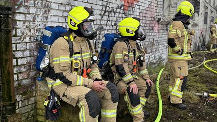 Brand in ehemaliger Umspannstation: Fernverkehr am Berliner Bahnhof Gesundbrunnen zeitweise eingestellt