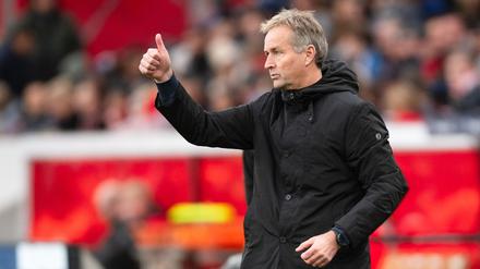 Fußball-Bundesliga: Bayer-Coach vor Topspiel: „Keine Mannschaft unschlagbar“
