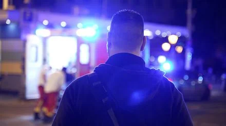 Halloween in Berlin: Polizei stoppt zwei Minderjährige mit gefährlicher Pyrotechnik