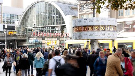 Reformationstag lockt Einkäufer: Berliner Handel verdient an Brandenburgern