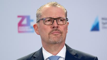 „Denkt bitte auch an die Jüngeren“: Arbeitgeber fordern von Söder Verzicht auf Ausweitung der Mütterrente – CSU lehnt ab