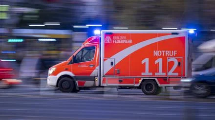Drei Kinder liegen im Krankenhaus: Jugendgruppe attackiert Jungen auf Pankower Kinderspielplatz