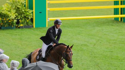 Turnier in Stuttgart: Stechen ohne deutsche Reiter: Greve gewinnt Großen Preis