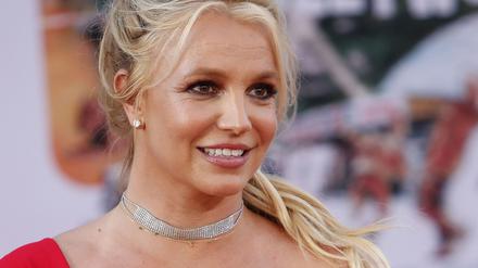 Promis: Britney Spears feiert Pyjamaparty mit Kardashian-Schwestern