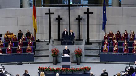 Erinnerung an Opfer der Kriege: Mattarella: Mit multilateraler Kooperation gegen neue Kriege