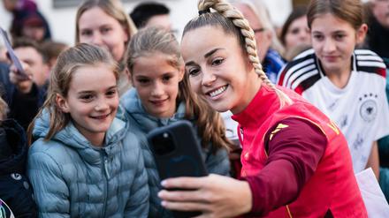 Bundesliga: Millionen fürs Wachstum: Fußballerinnen vor wichtigen Wochen