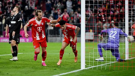 Fußball-Bundesliga: Bayern feiern „ekligen“ Matchwinner mit „Chaoskreativität“