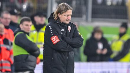 Fußball-Bundesliga: Zukunft von Henriksen in Mainz offen - „In Ruhe besprechen“