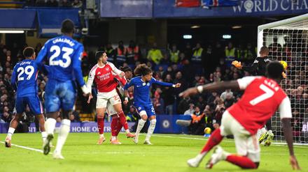 Premier League: Kein Derby-Sieg: Arsenal trotz Überzahl nur 1:1 bei Chelsea