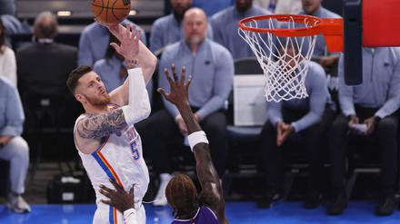 Basketball: NBA: Hartenstein fällt rund zwei Wochen aus