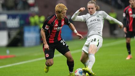 Fußball-Bundesliga: Wolfsburg sauer wegen spätem Elfmeter - „Ist billig“