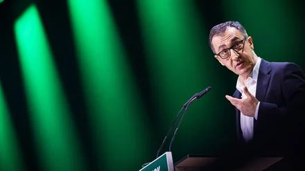 „Konzepte aus dem Wolkenkuckucksheim“: Wie sich Cem Özdemir von der Grünen-Spitze abgrenzt