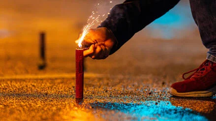 Bis zu 50.000 Euro Bußgeld drohen: Mehrere Berliner Bezirke schränken das Böllern zum Jahreswechsel ein