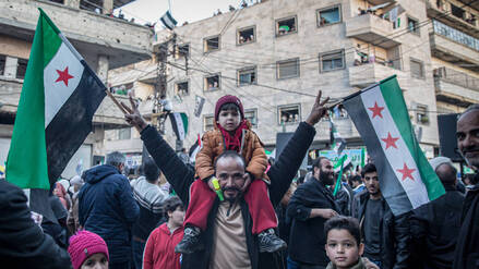 Syrien ein Jahr nach Assads Sturz: Zusammenbruch ist noch kein Aufbruch