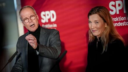 Bundestag: SPD zu Ukraine-Truppen: &bdquo;Wir schlie&szlig;en nichts aus&ldquo;