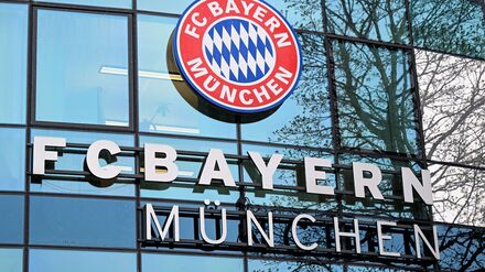 Frauenfu&szlig;ball: FC Bayern kauft Fu&szlig;ball-Stadion in Unterhaching