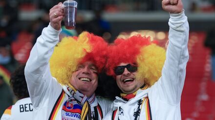 Neue Kartenkategorie: FIFA reagiert auf Kritik: G&uuml;nstigere WM-Tickets f&uuml;r DFB-Fans