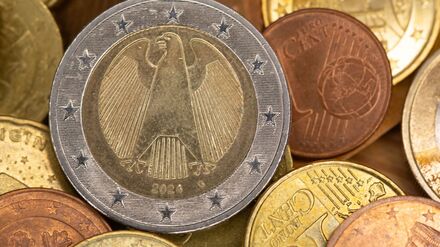 Bargeld: M&uuml;nzproduktion im Euroraum steigt durch Bulgarien-Beitritt