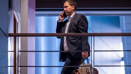 Festtage: Klingbeil verzichtet an Weihnachten auf das Handy