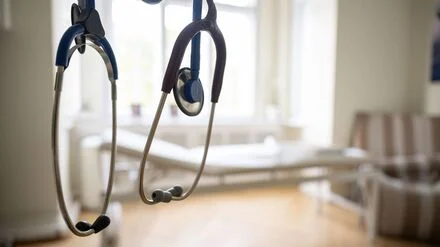 Krank an Weihnachten oder Silvester: Diese Berliner Notdienstpraxen haben feiertags und zwischen den Jahren offen